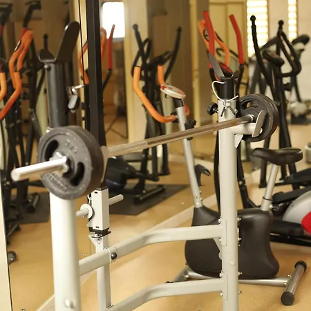 Hotel Recreation Center 